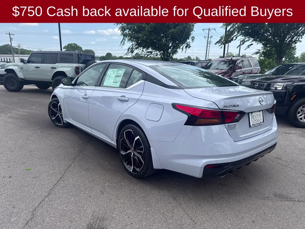2026 Gray Sky Pearl Nissan Altima 2.5 SR FWD Sedan