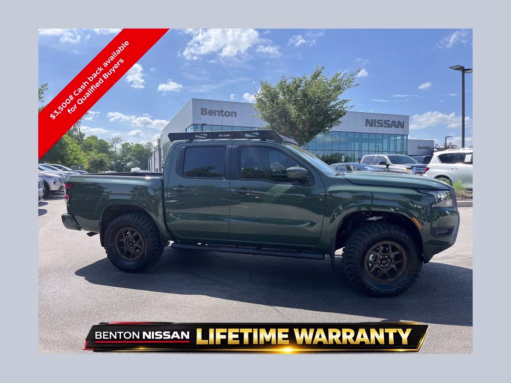 2026 Nissan Frontier SV Crew Cab 4X4 SWB's photo