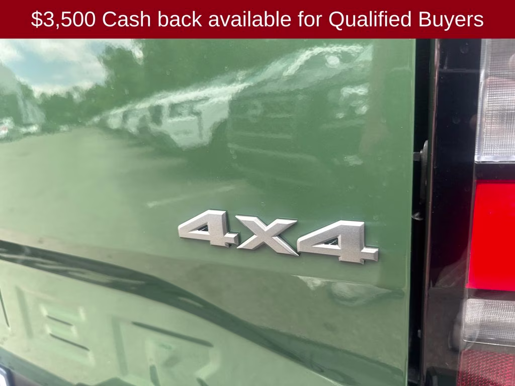 2026 Tactical Green Metallic Nissan Frontier SV 4X4 Truck