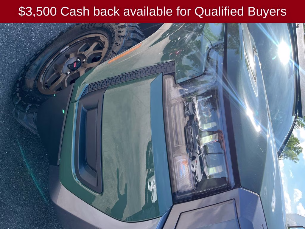 2026 Tactical Green Metallic Nissan Frontier SV 4X4 Truck
