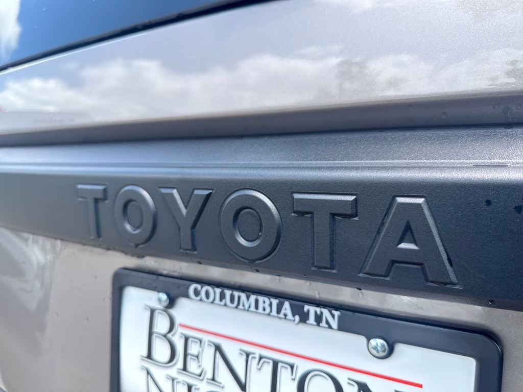 2025 Meteor Toyota Land Cruiser 1958 4X4 SUV
