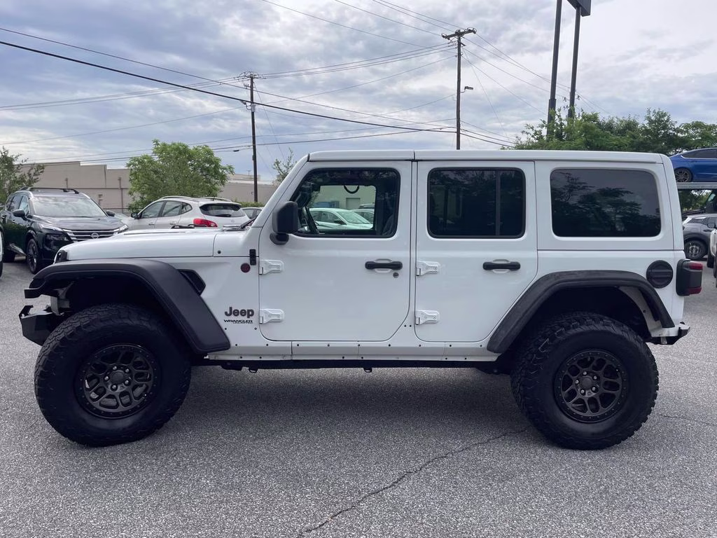 2021 Bright White Clearcoat Jeep Wrangler Unlimited Rubicon 4X4 SUV