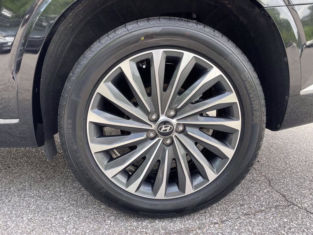 2024 Abyss Black Pearl Hyundai Palisade Calligraphy FWD SUV