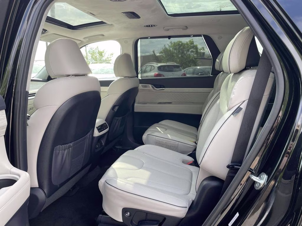 2024 Abyss Black Pearl Hyundai Palisade Calligraphy FWD SUV