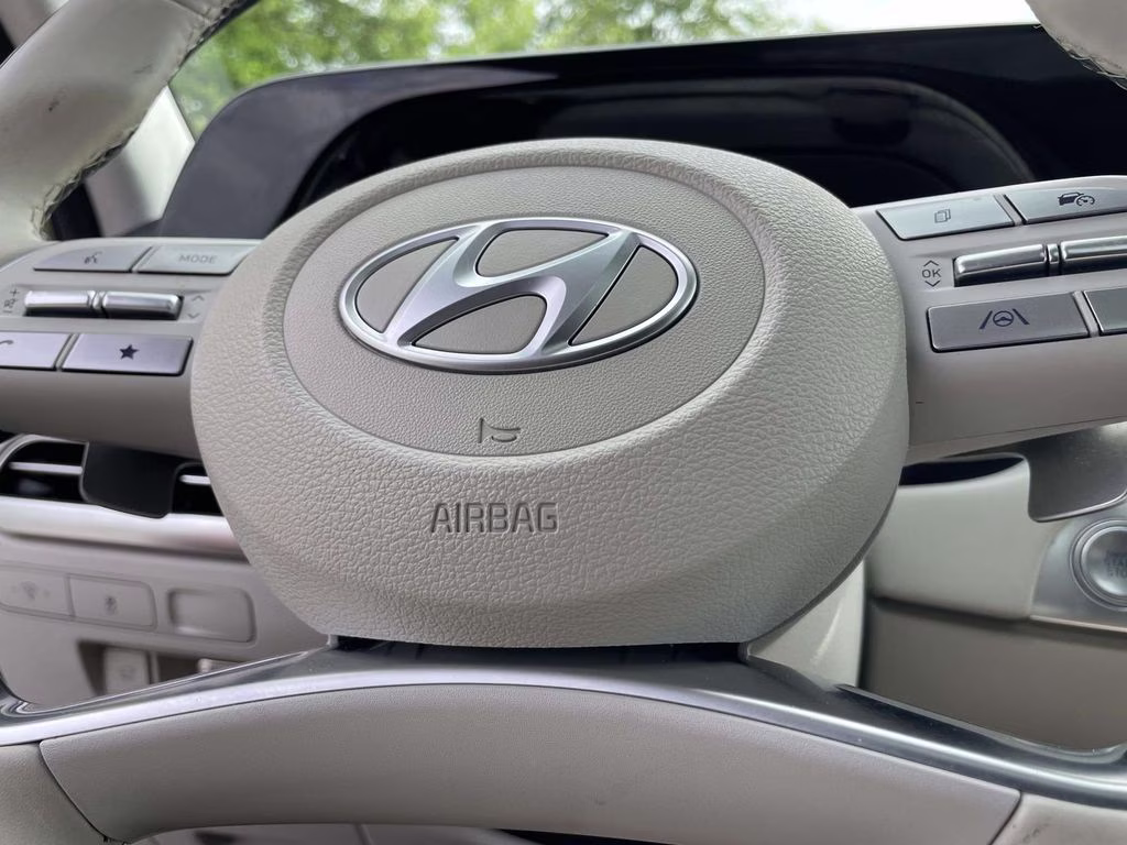 2024 Abyss Black Pearl Hyundai Palisade Calligraphy FWD SUV