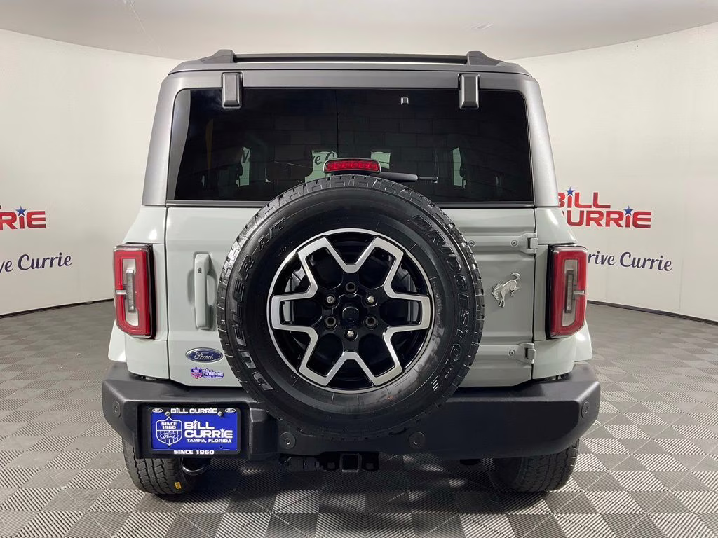 2023 Cactus Gray Ford Bronco Outer Banks 4X4 SUV