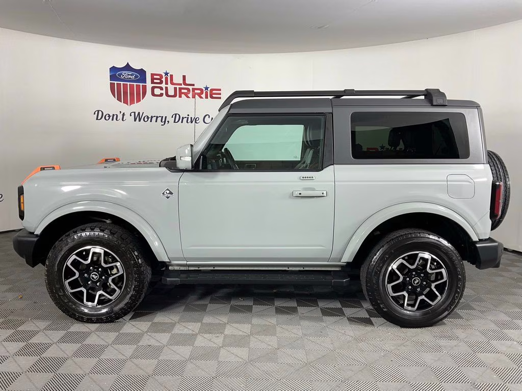 2023 Cactus Gray Ford Bronco Outer Banks 4X4 SUV