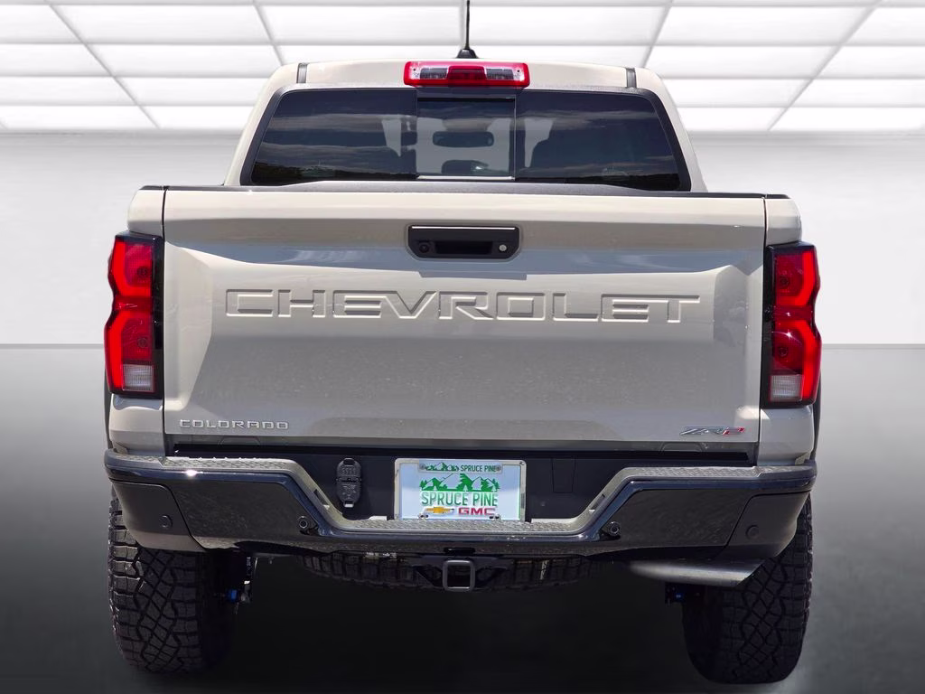 2026 White Sands Chevrolet Colorado ZR2 4X4 Truck