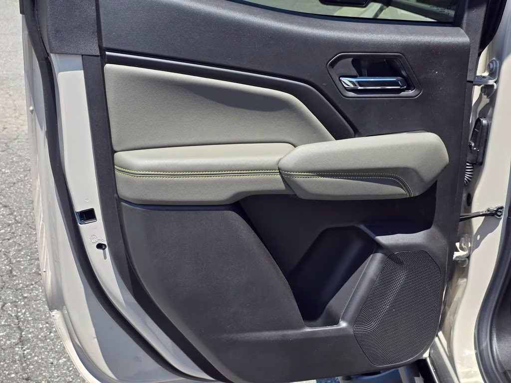 2026 White Sands Chevrolet Colorado ZR2 4X4 Truck