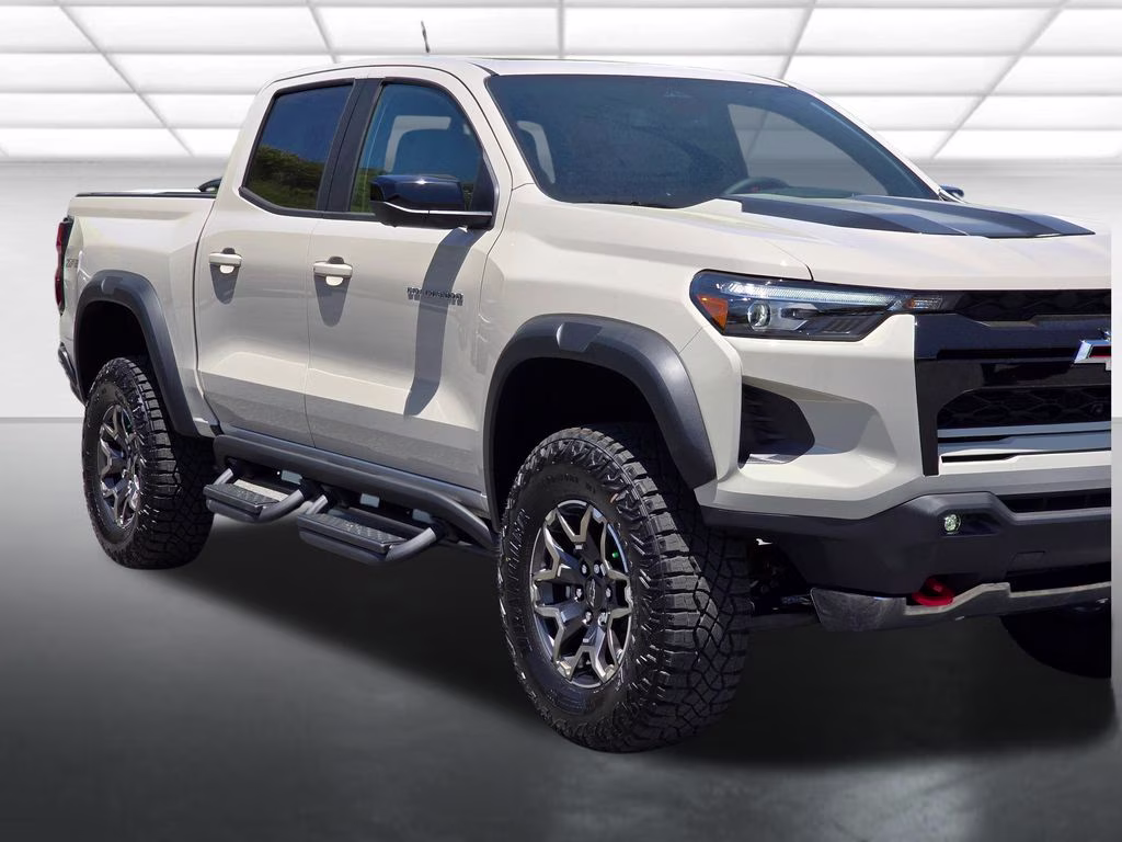 2026 White Sands Chevrolet Colorado ZR2 4X4 Truck