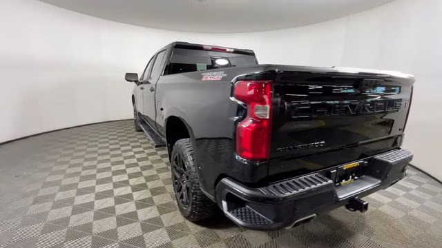 2023 Black Chevrolet Silverado 1500 LT Trail Boss 4X4 Truck