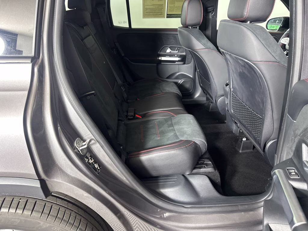 2023 Mountain Gray Metallic Mercedes-Benz GLB GLB 250 FWD SUV