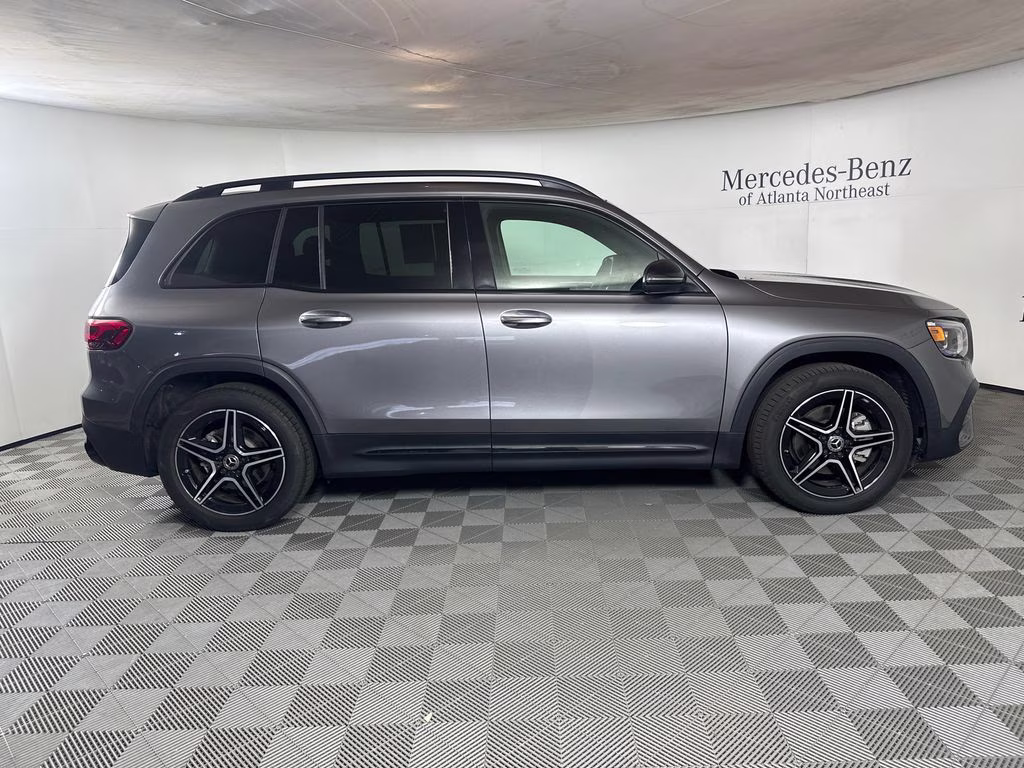 2023 Mountain Gray Metallic Mercedes-Benz GLB GLB 250 FWD SUV