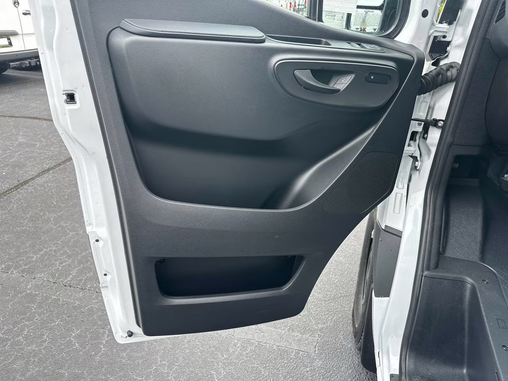 2026 Arctic Mercedes-Benz Sprinter 2500 Cargo 144 WB RWD Van