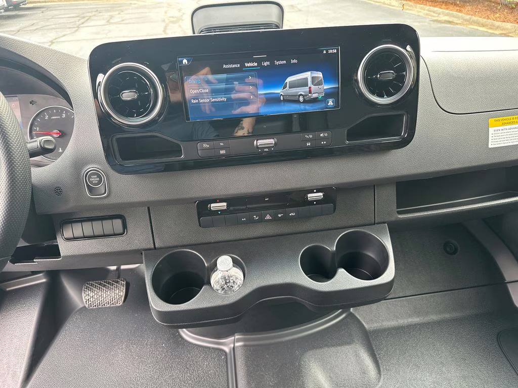 2026 Arctic Mercedes-Benz Sprinter 2500 Cargo 144 WB RWD Van