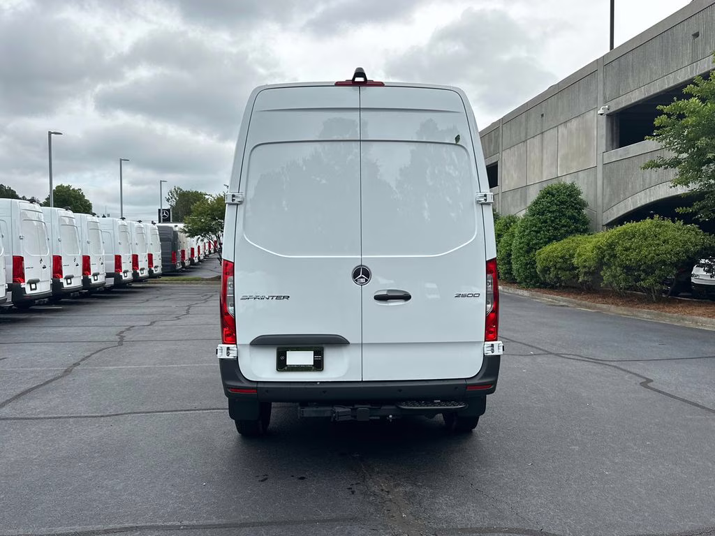 2026 Arctic Mercedes-Benz Sprinter 2500 Cargo 144 WB RWD Van