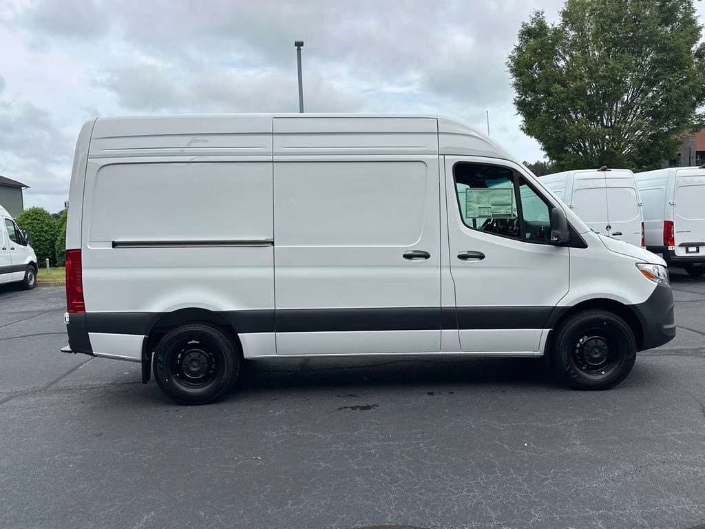 2026 Arctic Mercedes-Benz Sprinter 2500 Cargo 144 WB RWD Van