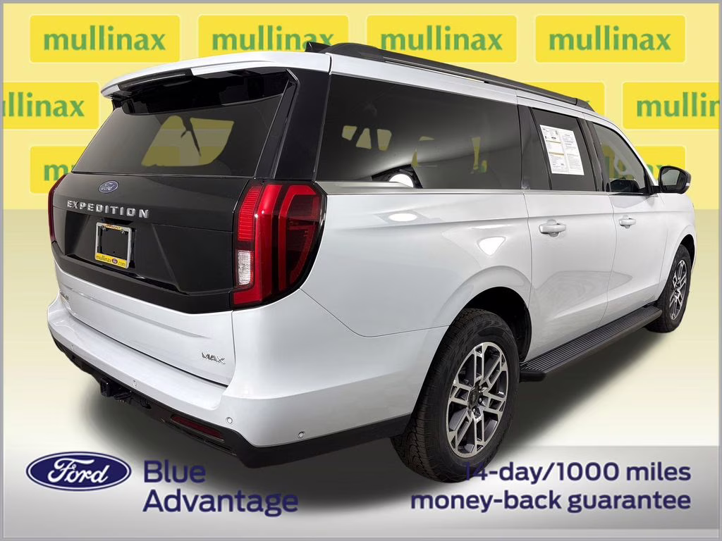 2025 Silver Metallic Ford Expedition Max Active 4X4 SUV
