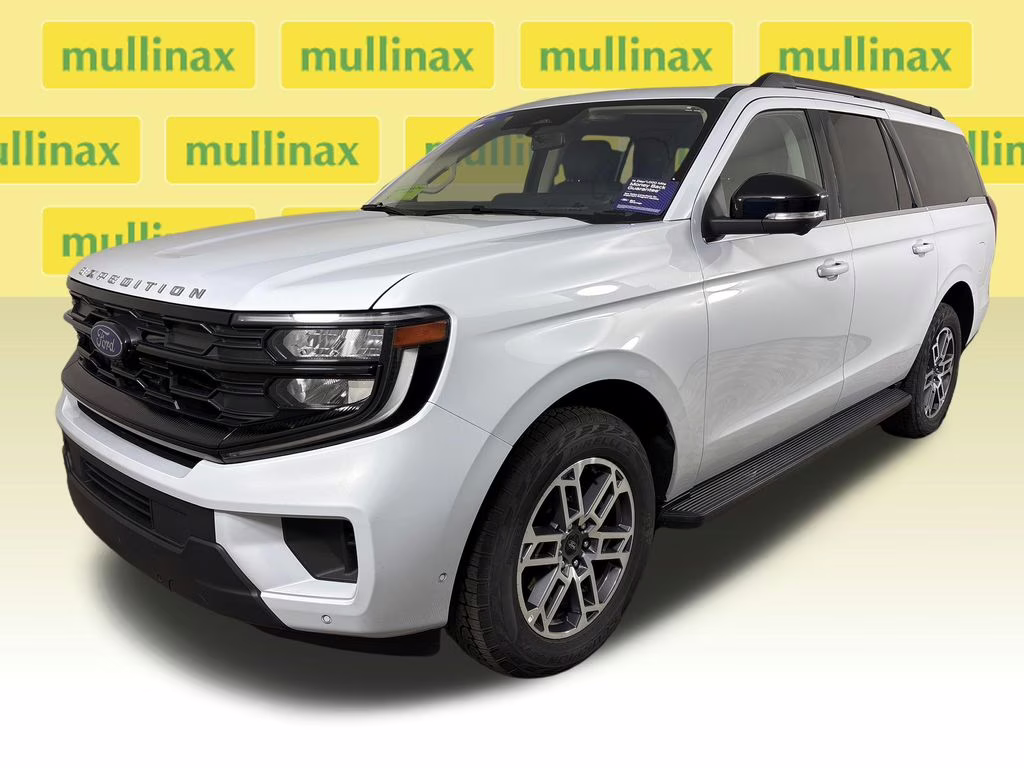 2025 Silver Metallic Ford Expedition Max Active 4X4 SUV