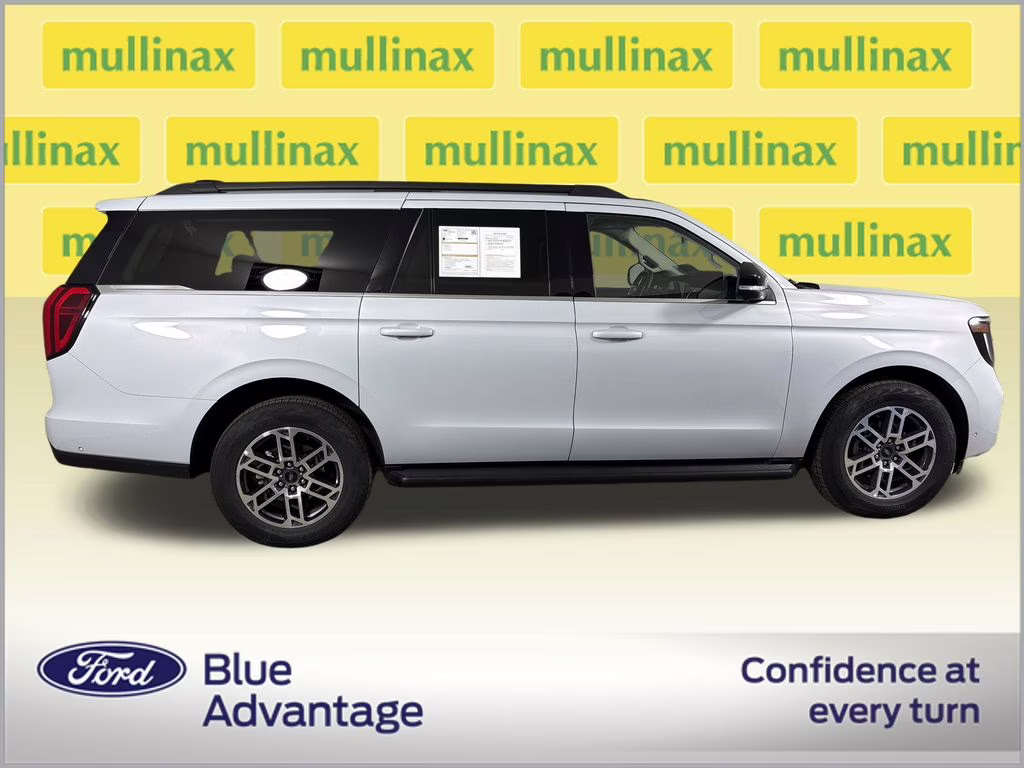 2025 Silver Metallic Ford Expedition Max Active 4X4 SUV