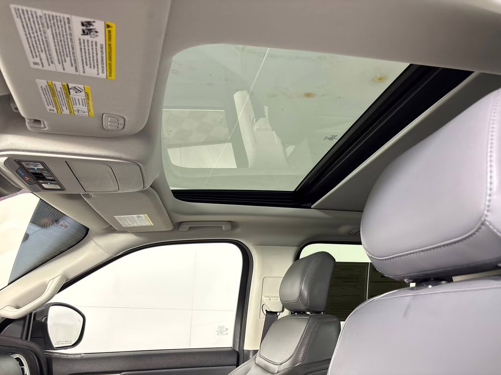 2025 Silver Metallic Ford Expedition Max Active 4X4 SUV