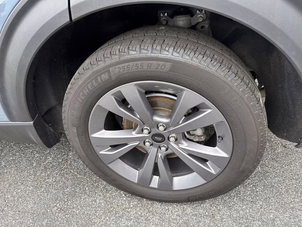 2025 Vapor Blue Metallic Ford Explorer Active 4X4 SUV