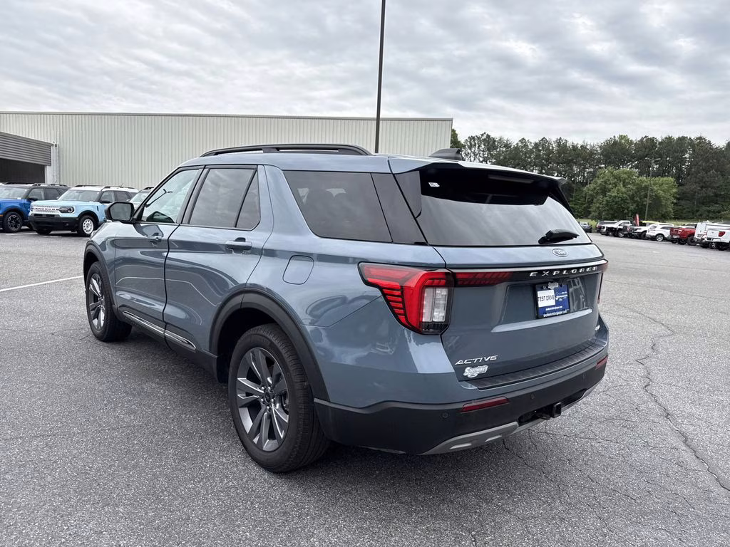 2025 Vapor Blue Metallic Ford Explorer Active 4X4 SUV