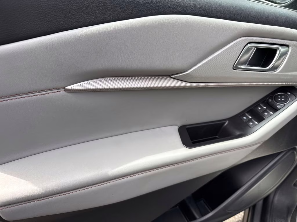 2025 Carbonized Gray Metallic Ford Explorer Active 4X4 SUV