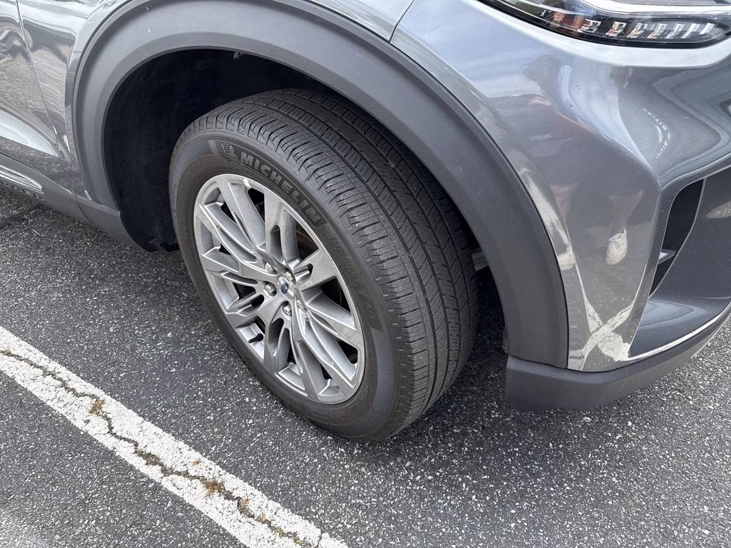 2025 Carbonized Gray Metallic Ford Explorer Active 4X4 SUV