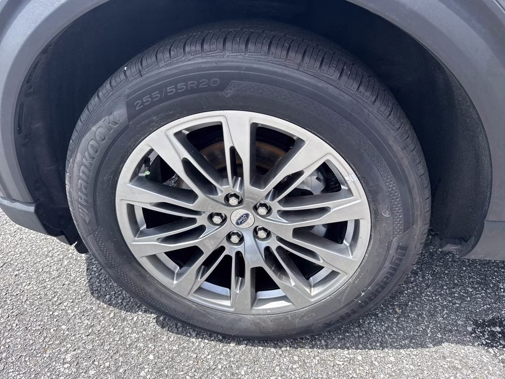 2025 Carbonized Gray Metallic Ford Explorer Active 4X4 SUV