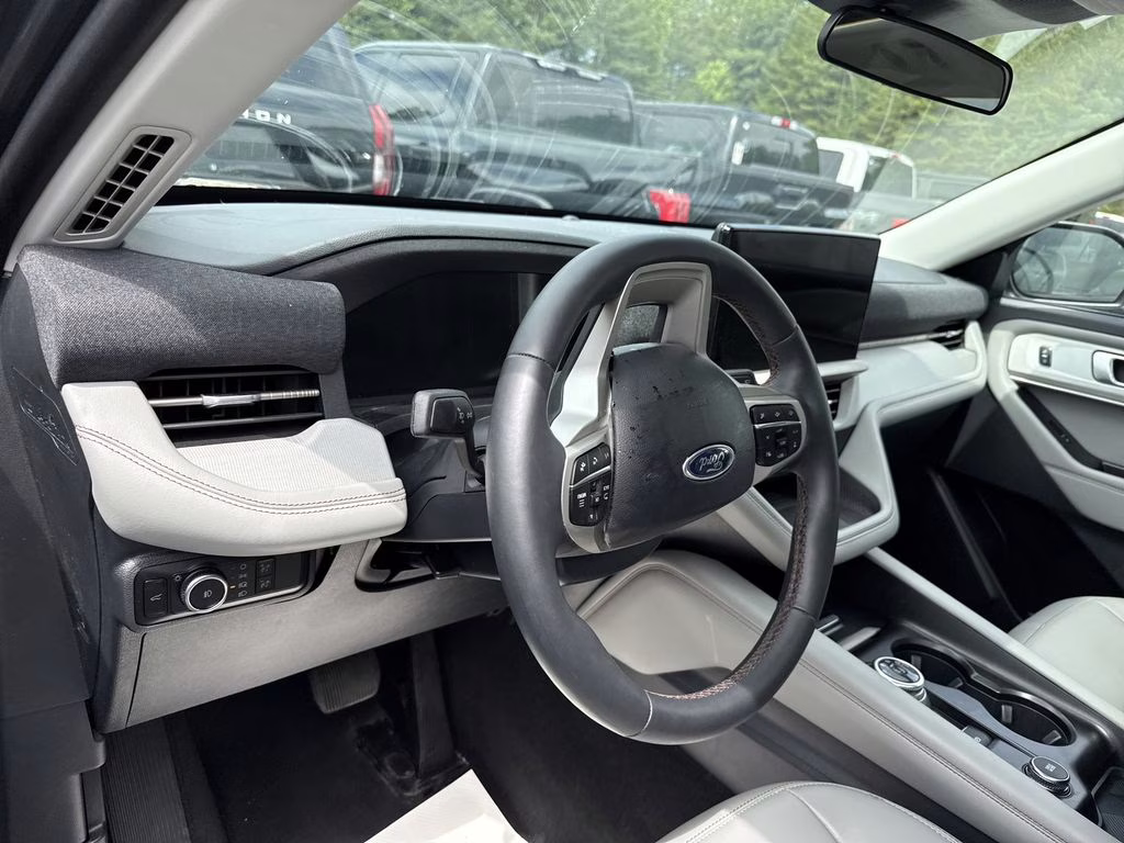 2025 Carbonized Gray Metallic Ford Explorer Active 4X4 SUV