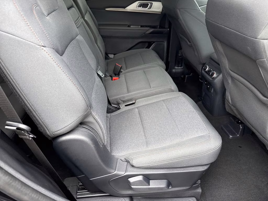 2025 Agate Black Metallic Ford Explorer Active 4X4 SUV