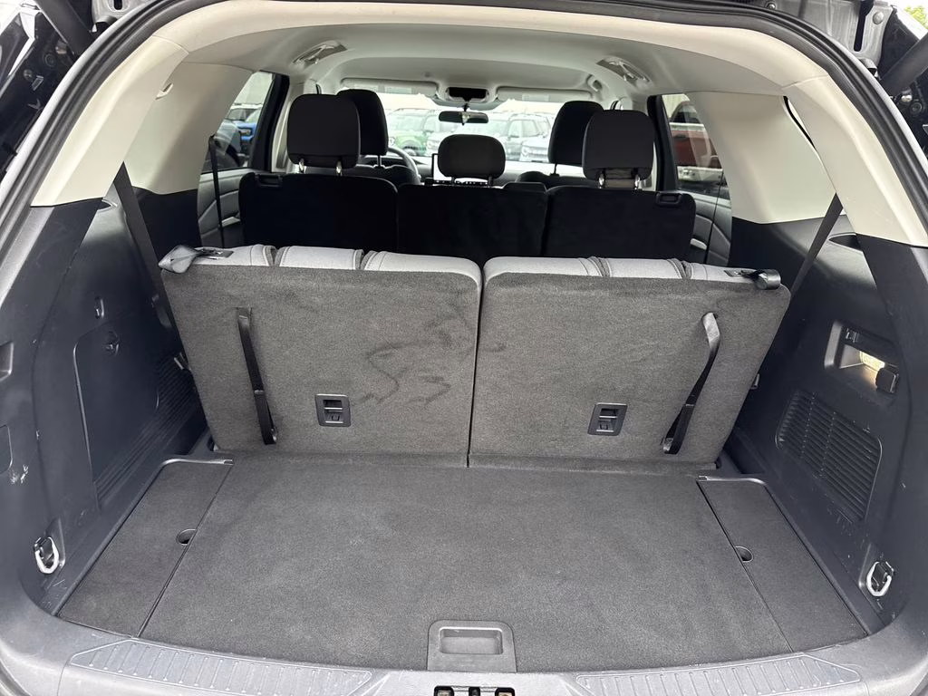 2025 Agate Black Metallic Ford Explorer Active 4X4 SUV