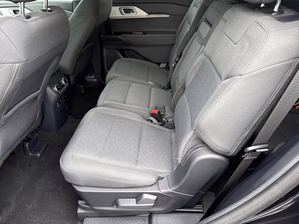2025 Agate Black Metallic Ford Explorer Active 4X4 SUV