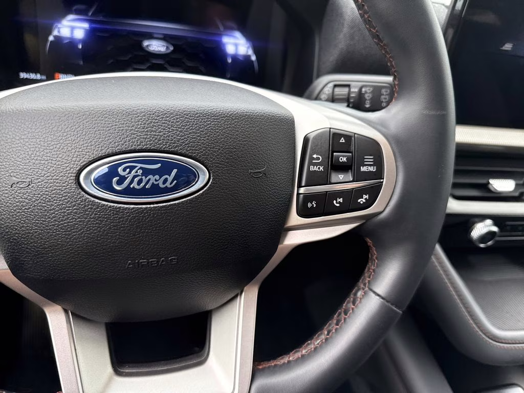 2025 Agate Black Metallic Ford Explorer Active 4X4 SUV