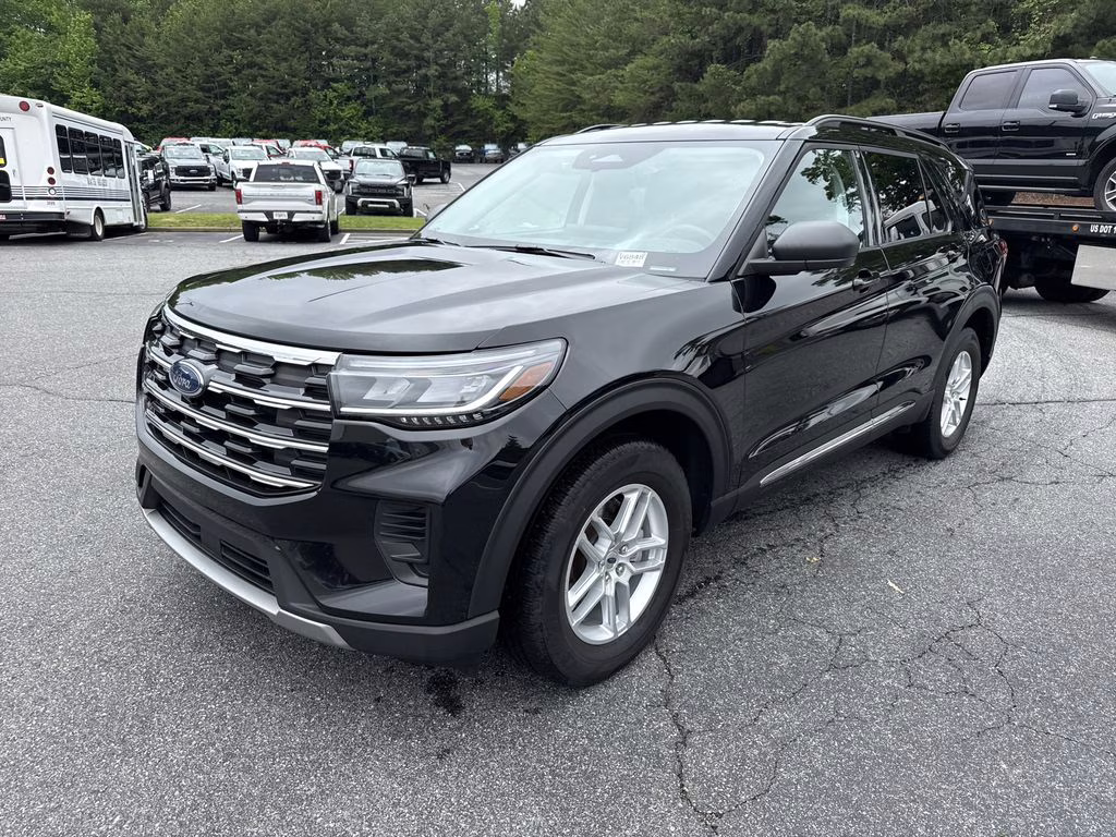 2025 Agate Black Metallic Ford Explorer Active 4X4 SUV