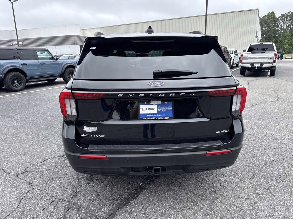 2025 Agate Black Metallic Ford Explorer Active 4X4 SUV