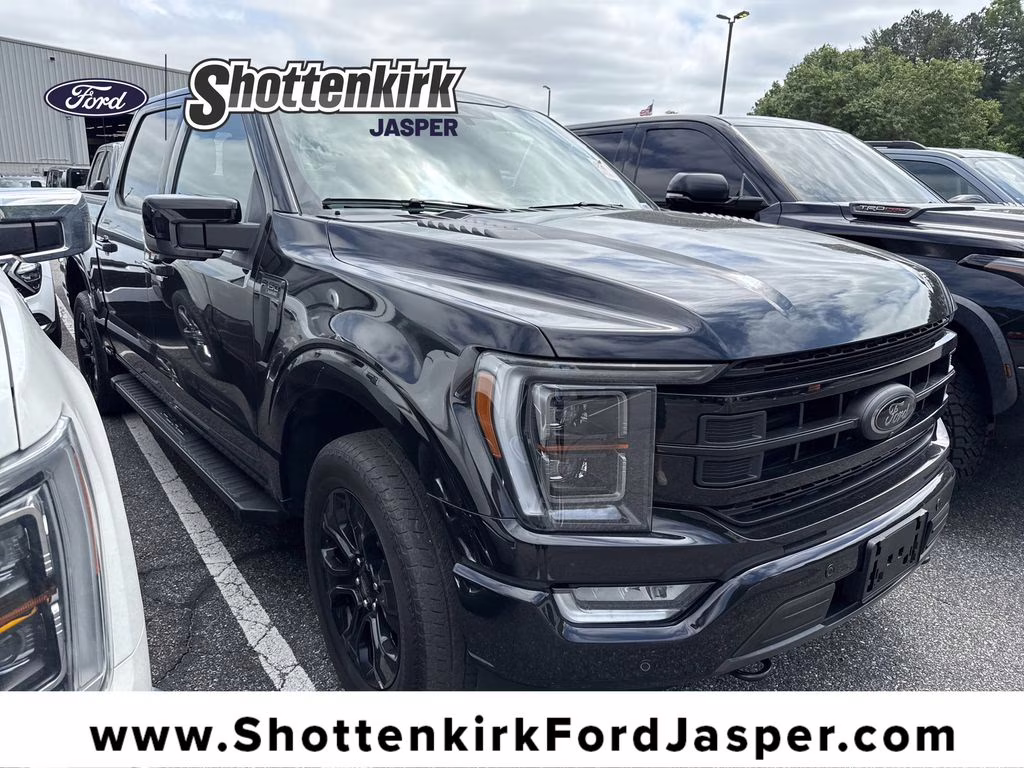2023 Agate Black Metallic Ford F-150 Lariat 4X4 Truck
