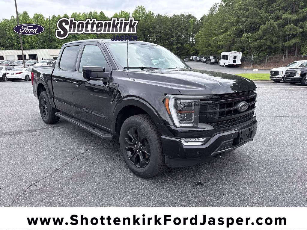 2023 Agate Black Metallic Ford F-150 Lariat 4X4 Truck
