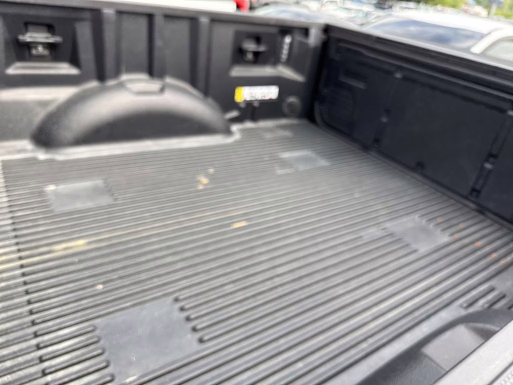 2023 Agate Black Metallic Ford F-150 Lariat 4X4 Truck