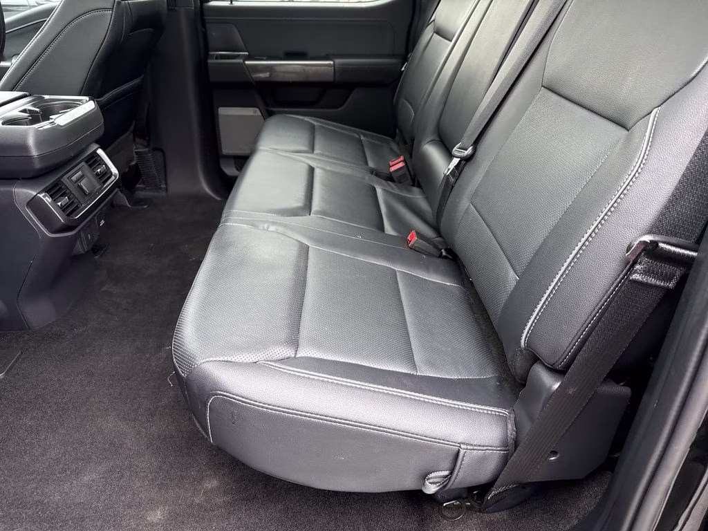 2023 Agate Black Metallic Ford F-150 Lariat 4X4 Truck