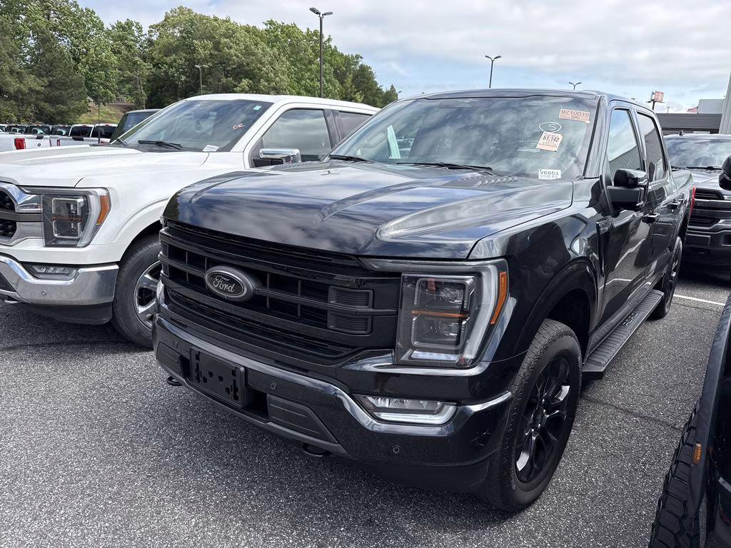 2023 Agate Black Metallic Ford F-150 Lariat 4X4 Truck