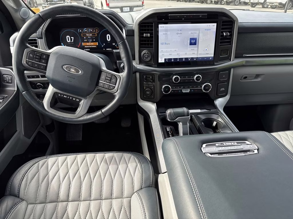 2022 Star White Metallic Tri-Coat Ford F-150 Limited 4X4 Truck