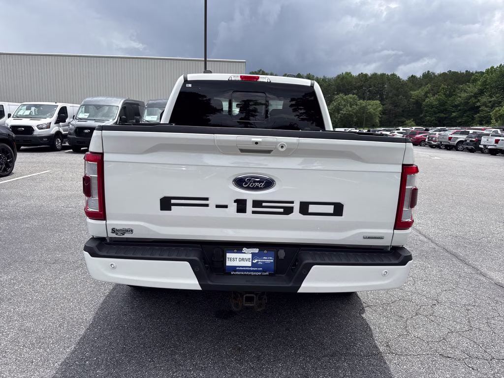 2023 Star White Metallic Tri-Coat Ford F-150 Lariat 4X4 Truck