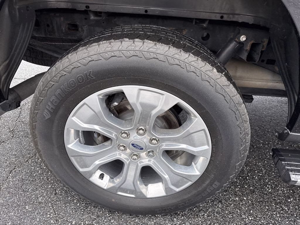 2023 Agate Black Metallic Ford F-150 Platinum 4X4 Truck
