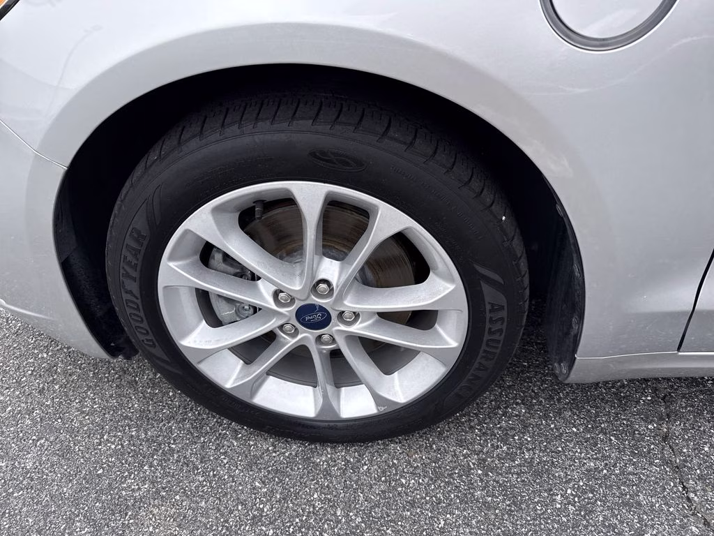 2019 Ingot Silver Metallic Ford Fusion Energi Titanium FWD Sedan