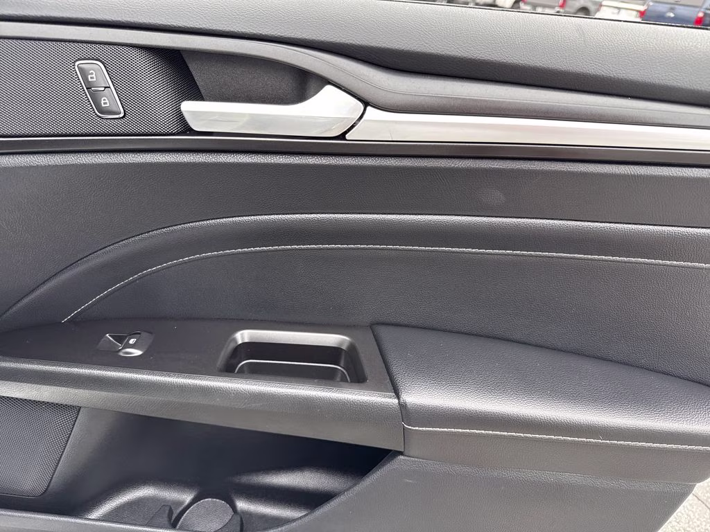 2019 Ingot Silver Metallic Ford Fusion Energi Titanium FWD Sedan