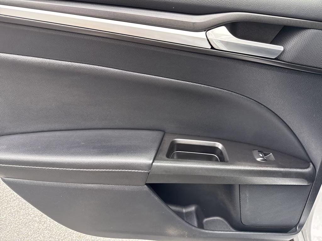 2019 Ingot Silver Metallic Ford Fusion Energi Titanium FWD Sedan
