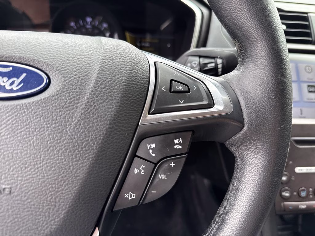 2019 Ingot Silver Metallic Ford Fusion Energi Titanium FWD Sedan