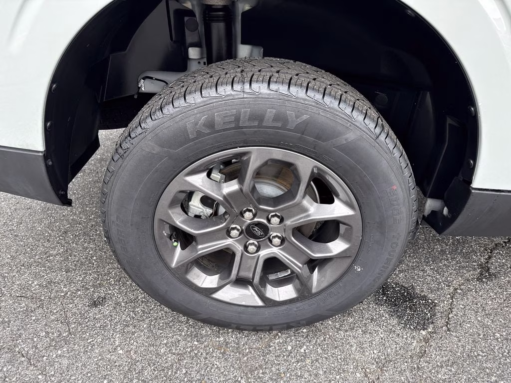2024 Cactus Gray Ford Maverick XLT FWD Truck